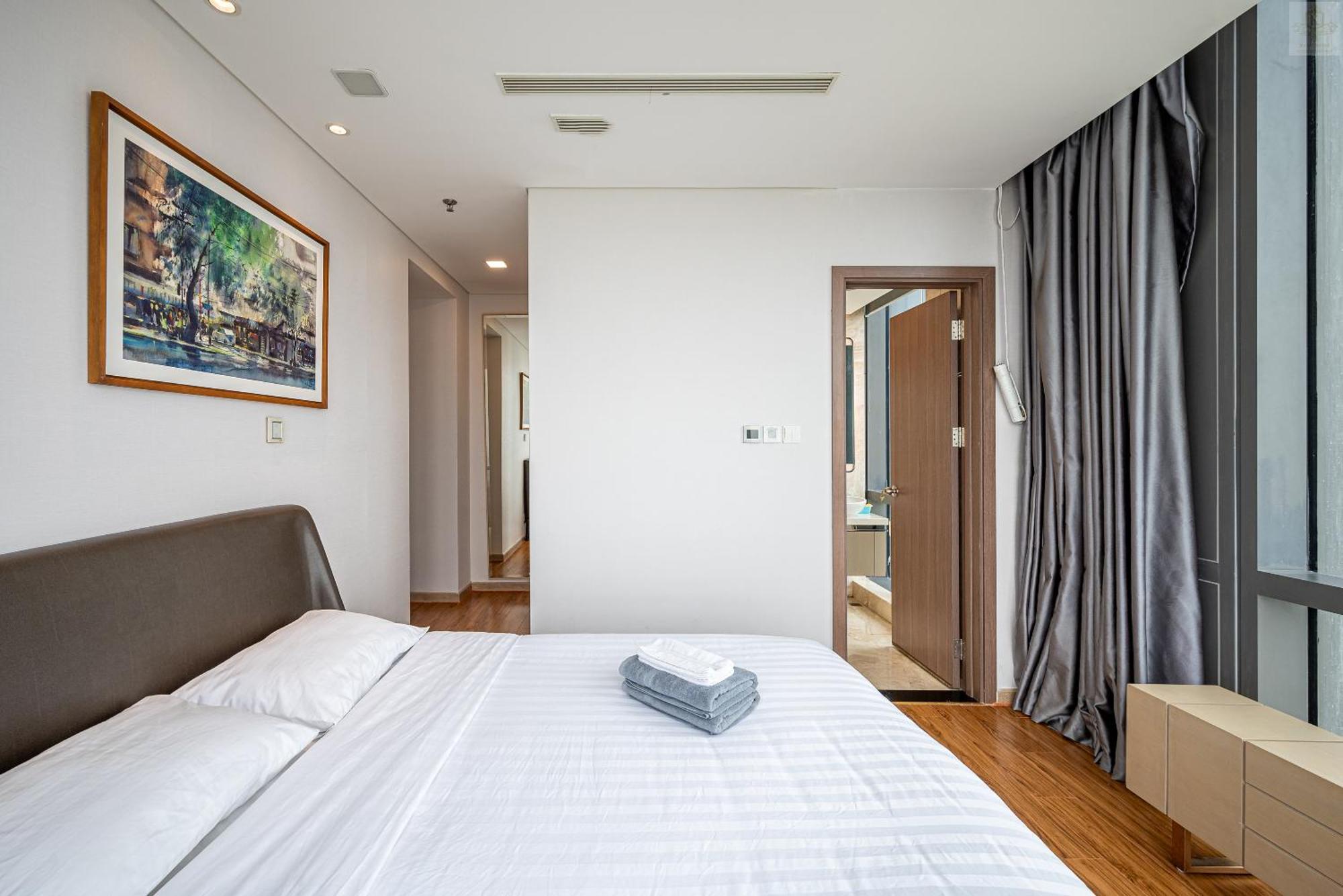 The Landmark 81 Riverside Resident